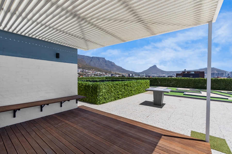 1 Bedroom Property for Sale in Woodstock Western Cape